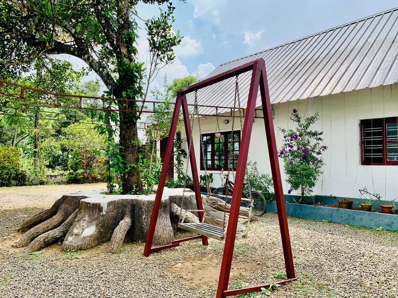 Pīrmed Eagle Rock Villas By Friday Retreats 0*,  הודו